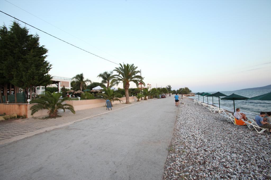 Iria Beach المظهر الخارجي الصورة